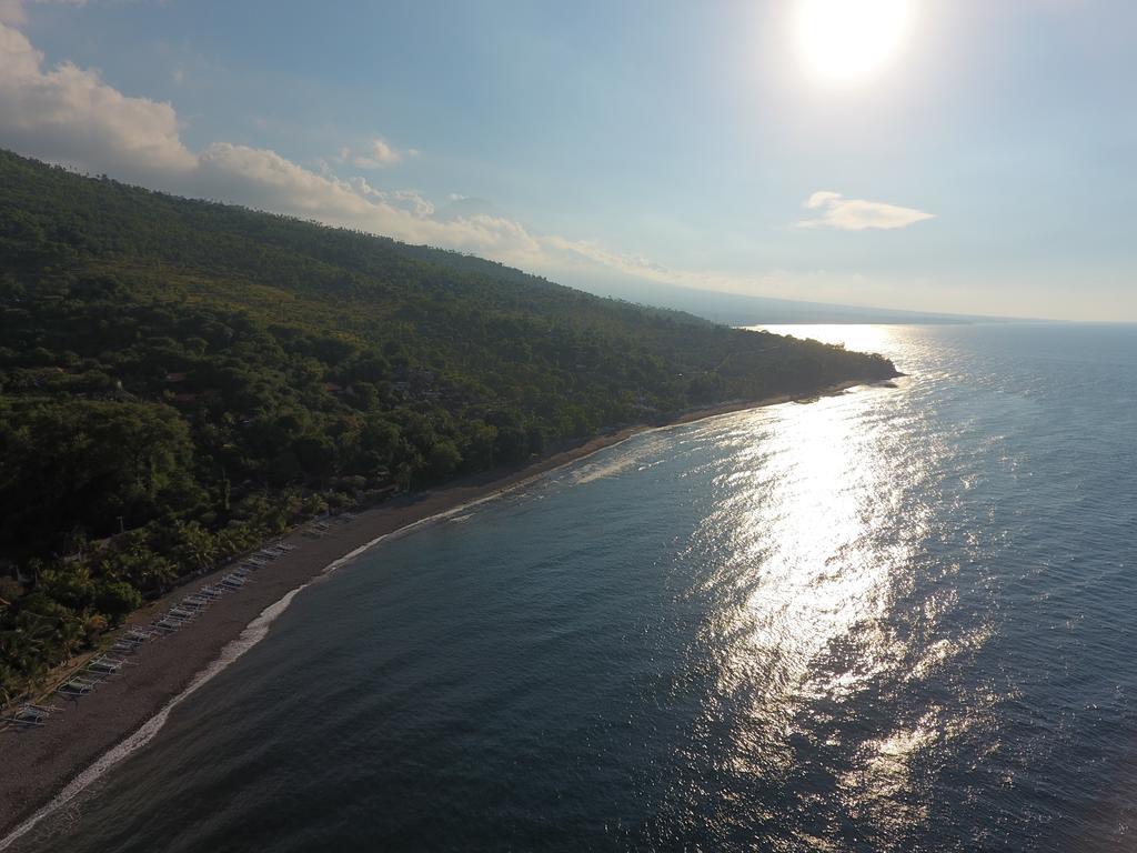 Taman Padi Villa Амед Экстерьер фото